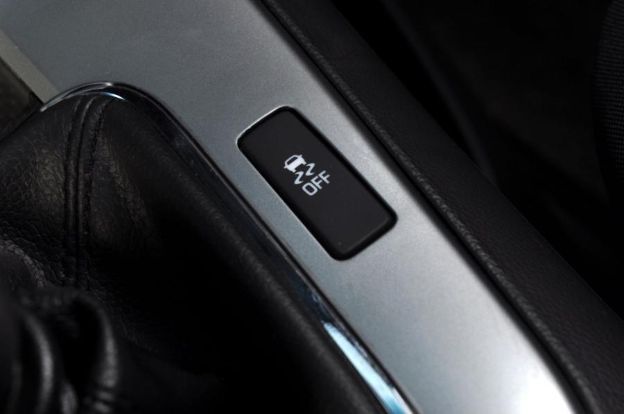  Chevrolet Cruze Sport6 2012 года  (фото 6 из 63)
